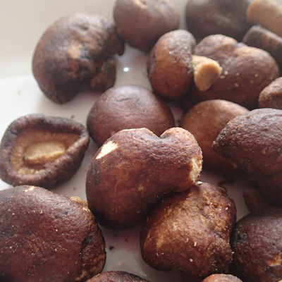 खरीदें VF सूखे फल और सब्जियां चिप बेस्ट सेलिंग हेल्दी वैक्यूम फ्राइड मशरूम स्नैक online manufacture