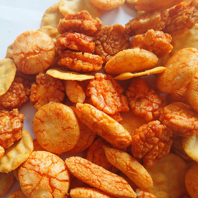 अच्छी कीमत मल्टीपल शेप फ्राइड सीवीड रोल हाई टेम्परेचर क्रिस्प स्पाइसी बिस्किट ऑनलाइन