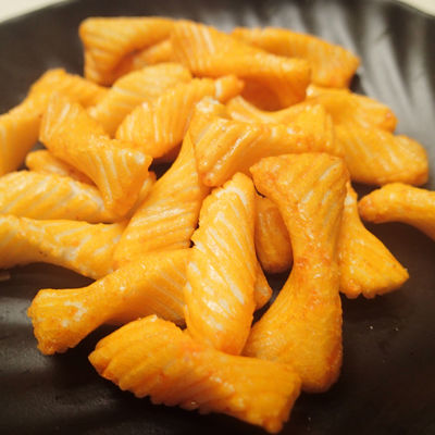 अच्छी कीमत वयस्कों के लिए बीबीक्यू मिनी क्रिस्पी राइस क्रस्ट जापानी स्पाइसी राइस क्रैकर्स ऑनलाइन