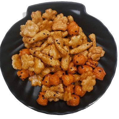 अच्छी कीमत जापानी राइस कैजुअल बार ग्रेन स्नैक्स के विभिन्न प्रकार के मिश्रित स्वाद ऑनलाइन