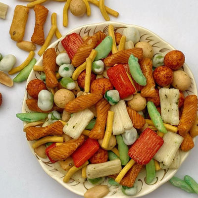 अच्छी कीमत प्रीमियम राइस क्रैकर स्नैक्स मूंगफली मटर स्नैक्स के साथ मिश्रित स्वाद ऑनलाइन