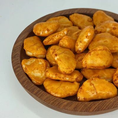 अच्छी कीमत एशियाई मूल स्वाद चावल पटाखा नमकीन चावल नाश्ता ऑनलाइन