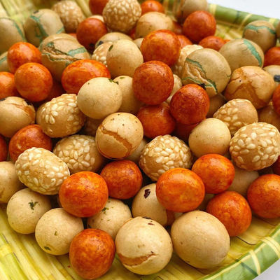 अच्छी कीमत उच्च गुणवत्ता वाले खस्ता बहु-स्वाद वाले मूंगफली पटाखे स्वस्थ मिश्रित नट स्नैक्स मसालेदार तिल मूंगफली ऑनलाइन