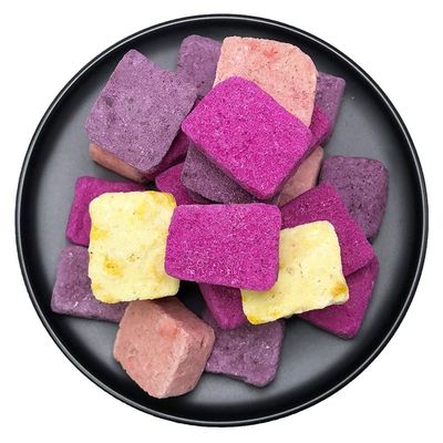 अच्छी कीमत स्वादिष्ट फ्रीज-ड्राइंग दही के क्यूब्स कम कैलोरी स्ट्रॉबेरी स्वाद 50 ग्राम बच्चों के लंचबॉक्स के लिए ऑनलाइन