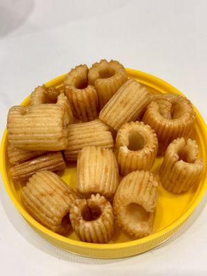 अच्छी कीमत प्रमाणित चावल क्रैकर्स कुरकुरा स्नैक्स कम कैलोरी कुरकुरा काटें ऑनलाइन