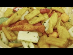 थोक स्नैक चीनी निर्माताओं में ओम फूला हुआ चावल खस्ता पटाखा